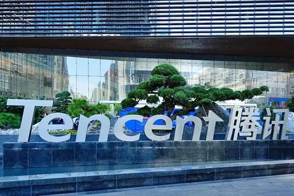 qq上同城交友是真的吗？